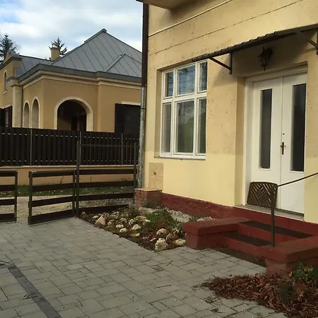 アパート Nosztalgia シオーフォク