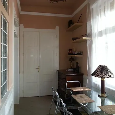 アパート Nosztalgia シオーフォク